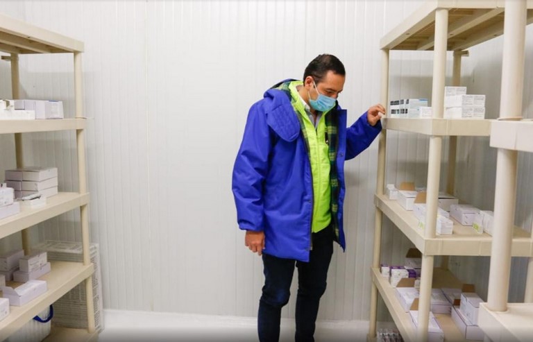 FOTOS Y VIDEO: Manizales está lista para recibir las vacunas Covid con su centro de acopio y refrigeración óptimo 4 Manizales2 3