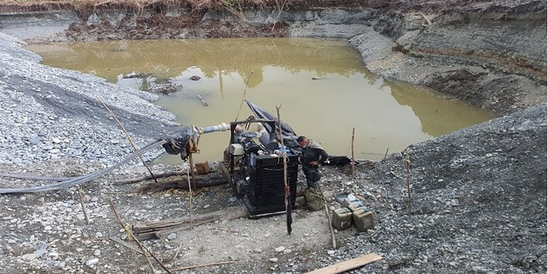 Más de 12 mil millones de pesos en maquinaria para minería ilegal han incautado en el Chocó