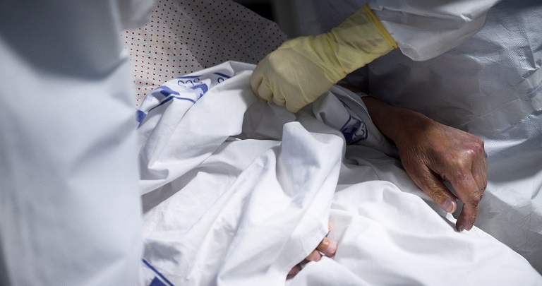 España registra otros 30.000 casos de covid y 432 muertes más en 24 horas