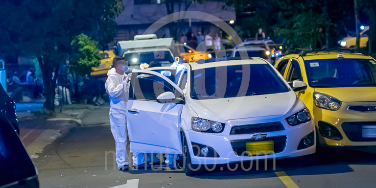 EN FOTOS Y VIDEO: Identificaron a los dos jóvenes que mataron cuando iban en un carro por Robledo, cerca al Pablo Tobón 2 Robledo