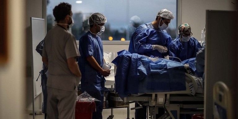 Las muertes por covid-19 el año pasado en Colombia sumaron 51.397