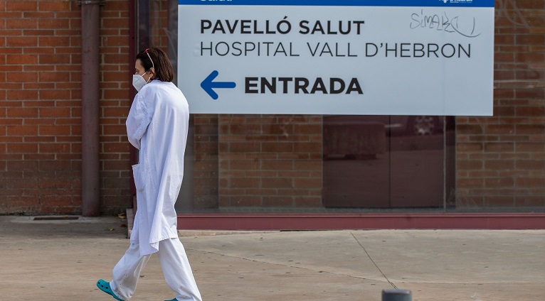 Células "asesinas" activadas por nanopartículas ayudan a eliminar el VIH