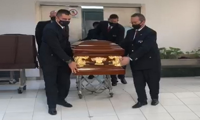 Video: Trasladaron el cuerpo de Jorge Oñate de Medellín a Valledupar 1 Video: Trasladaron el cuerpo de Jorge Oñate de Medellín a Valledupar