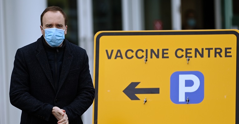 La vacuna de AstraZeneca tiene un "gran impacto" en reducir la transmisión del coronavirus