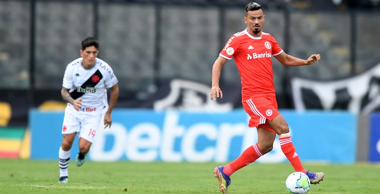 Germán Cano erró penal en la derrota que dejó a Vasco al borde del descenso 1 vasco vs internacional german cano
