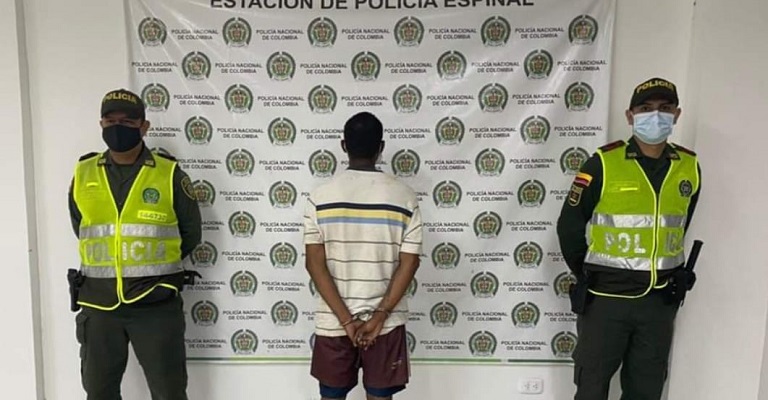 En El Espinal capturaron a un habitante de calle abusando sexualmente de un anciano