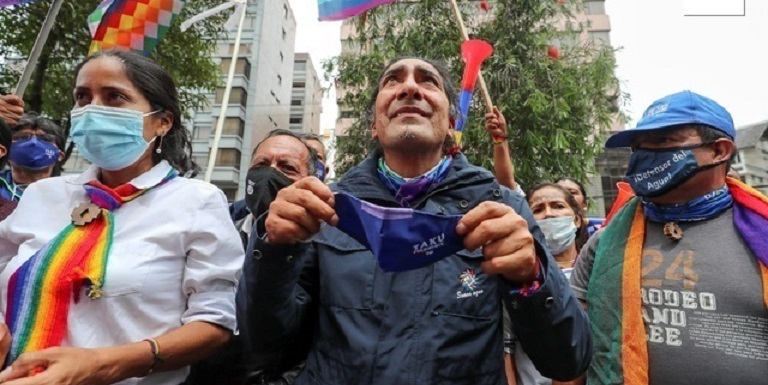 Yaku Pérez va segundo en el conteo a falta de procesar 1,85 % de actas en Ecuador