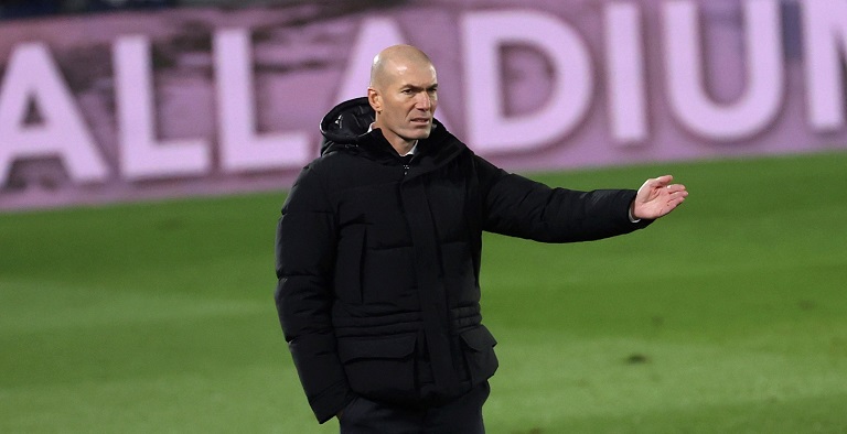 Zidane se enfada: "Decirme a la cara que hay que cambiar el entrenador"