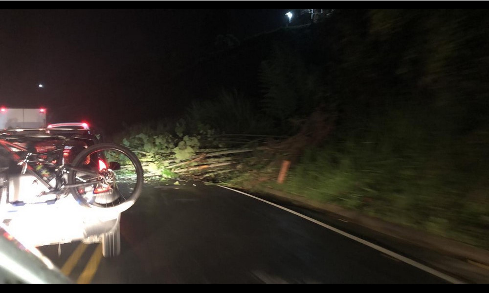 ¡Atención! Alcaldía de Manizales reportó un deslizamiento de tierra en la vía hacia Chinchiná
