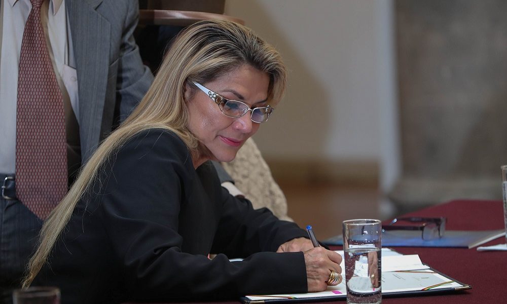 La Fiscalía boliviana admite causas para el juicio de responsabilidades a Áñez