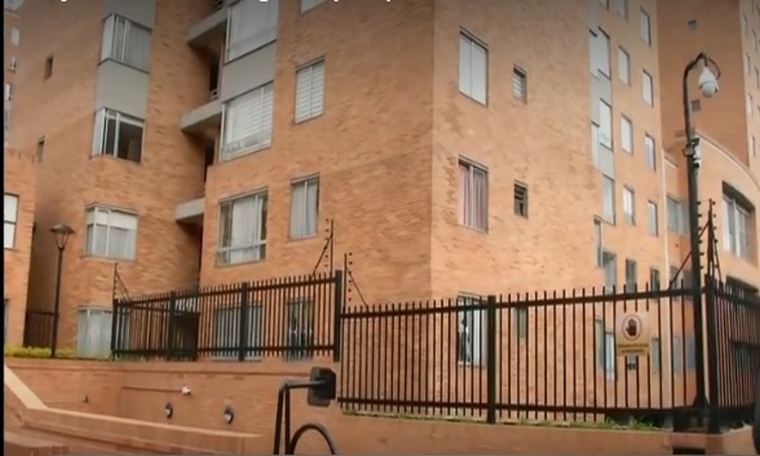 En Bogotá, mujer se lanzó del segundo piso porque su arrendatario trató de abusar de ella, el hombre quedó libre 1 Bogotá