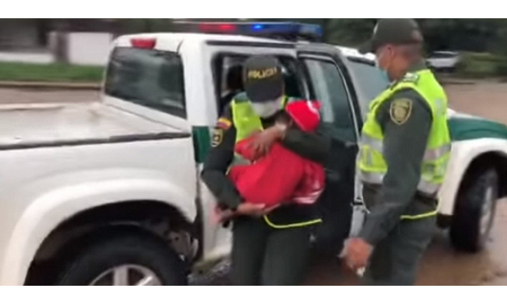¡Lamentable! Dos bebés indígenas fueron abandonadas en una vía del Guaviare 1 ¡Lamentable! Dos bebés indígenas fueron abandonados en una vía del Guaviare