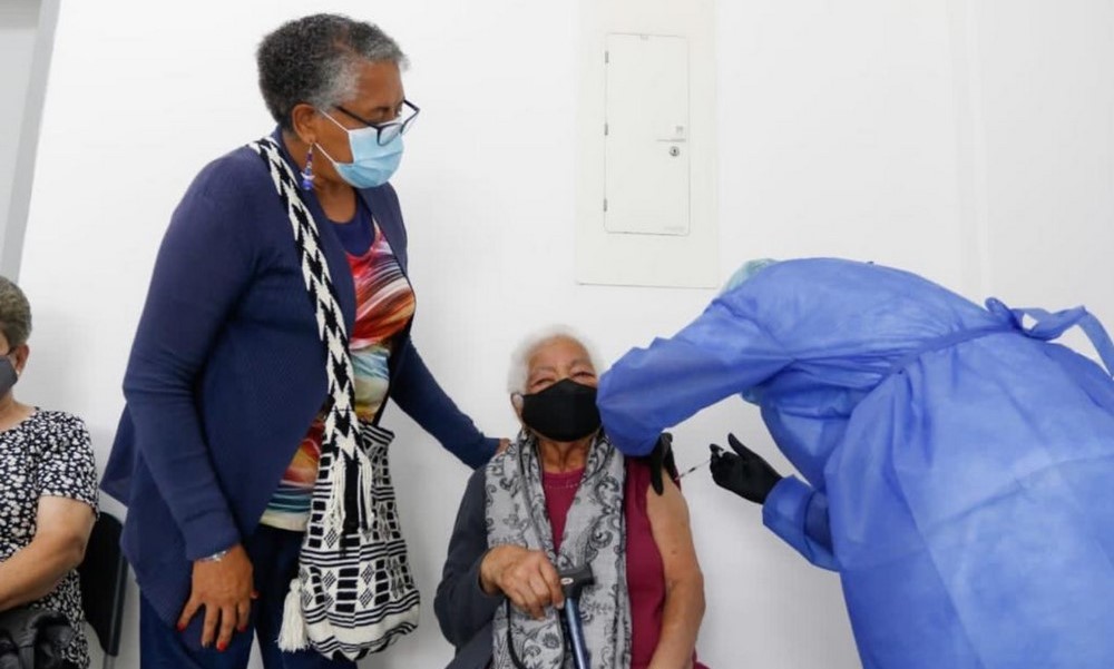 FOTOS: ¡Hay esperanza! Manizales ha vacunado contra el Covid al 61% de los adultos mayores de 80 años 1 Vacunación Covid en Manizale