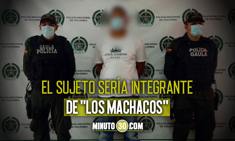 EN VIDEO: Con las manos en la plata cogieron a “El Gordo”, cuando le cobraba vacuna a los comerciantes de Castilla 1 Alias "El Gordo"