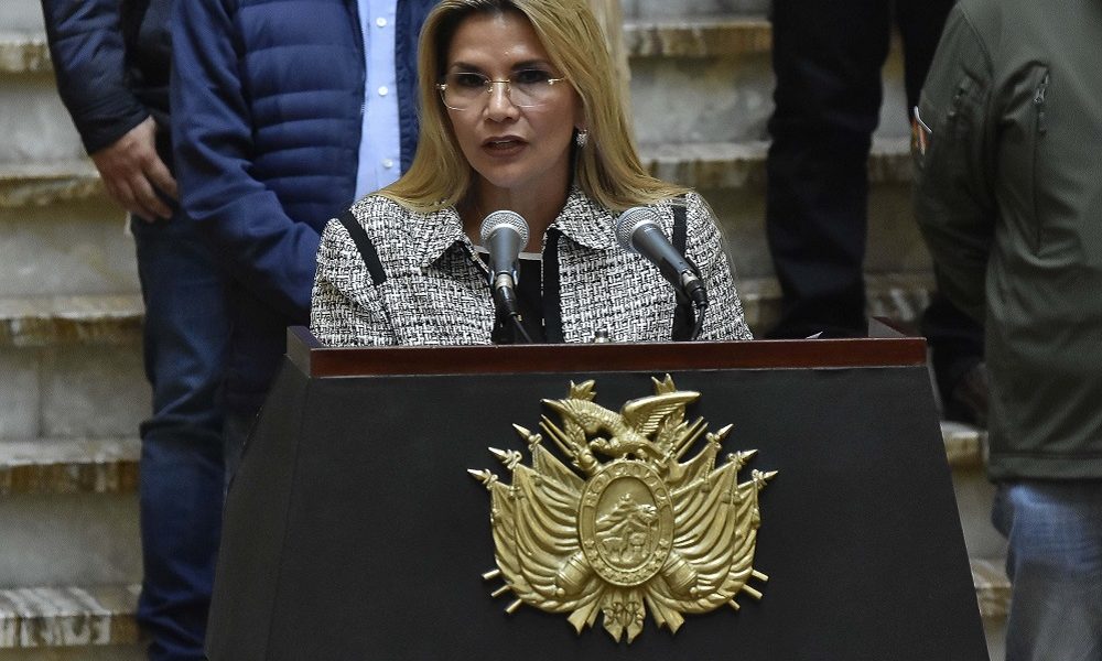 Ordenan arrestar a Jeanine Áñez, la expresidenta interina de Bolivia por la crisis de 2019