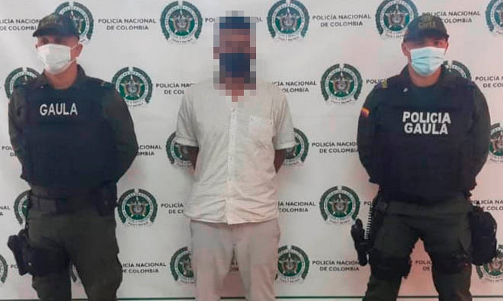 Lo echaron del trabajo pero volvió para extorsionar, exigía dinero a cambio de no atacar a un empleado