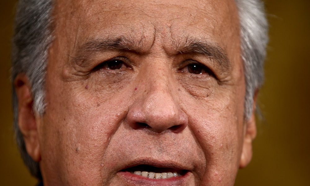 Lenín Moreno califica de "mafioso internacional" y "estúpido" a Alberto Fernández