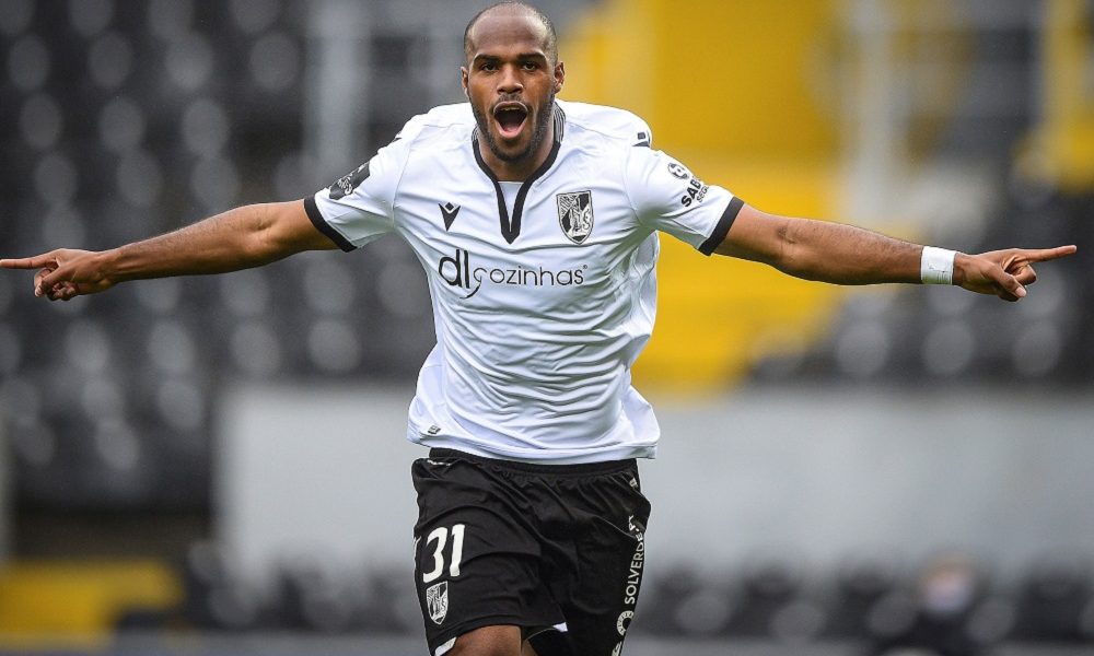 Óscar Estupiñán, un delantero eficaz, que sueña con la selección Colombia