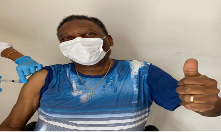 "La pandemia aún no ha terminado" dijo 'Pelé' al recibir la vacuna contra el Covid 1 "La pandemia aún no ha terminado" dijo 'Pelé' al recibir la vacuna contra el Covid