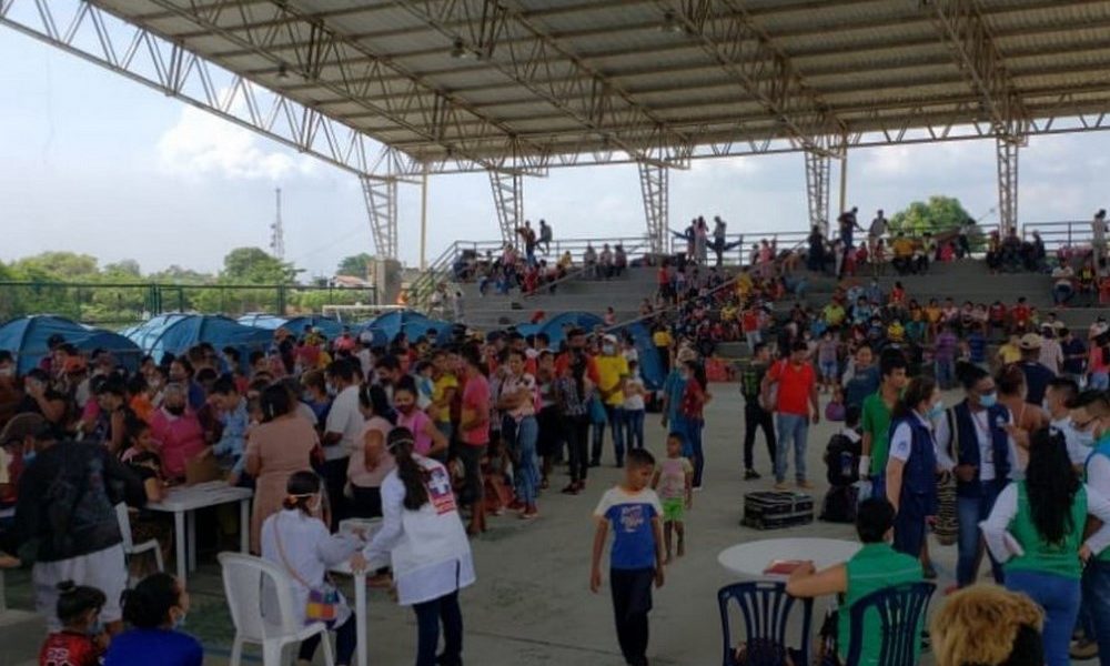 Más de 650 personas se han desplazado a Arauquita en busca de refugio tras explosiones en zona de frontera