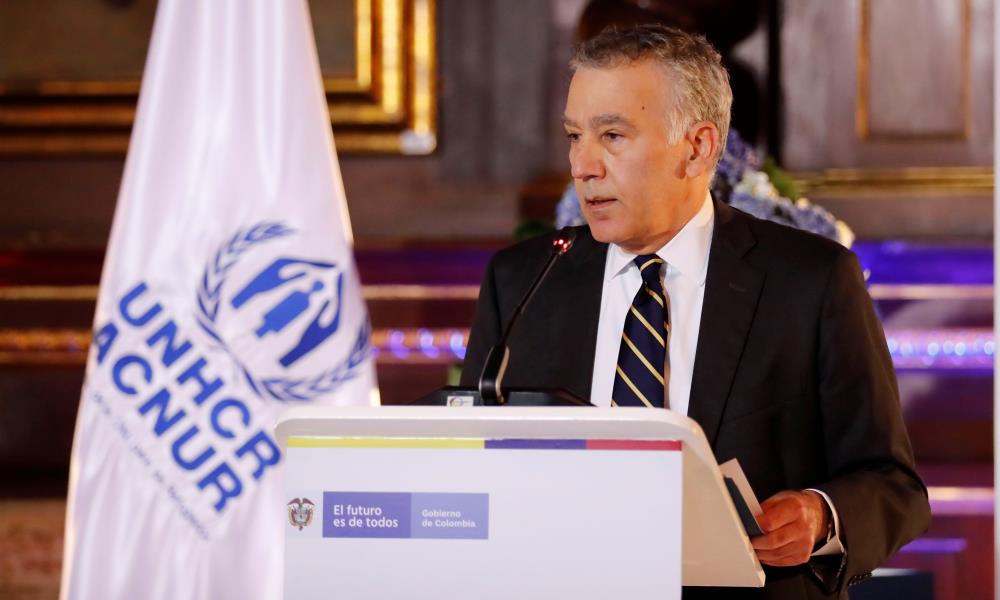 embajador de estados unidos