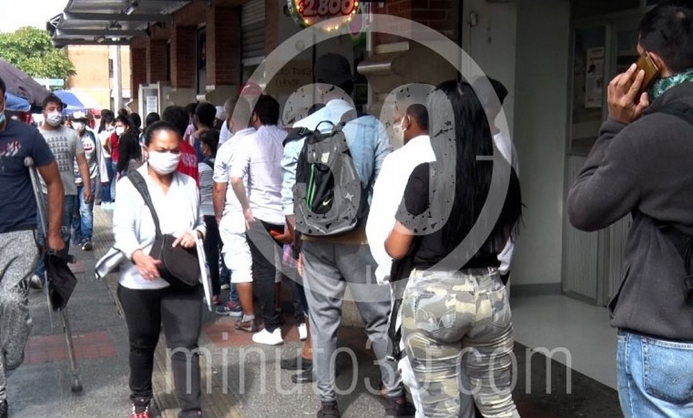 Adelantar ciclos de vacunación y no decretar medidas cada 8 días, las propuestas de Fenalco Antioquia 1 Fenalco Antioquia propone estrategias