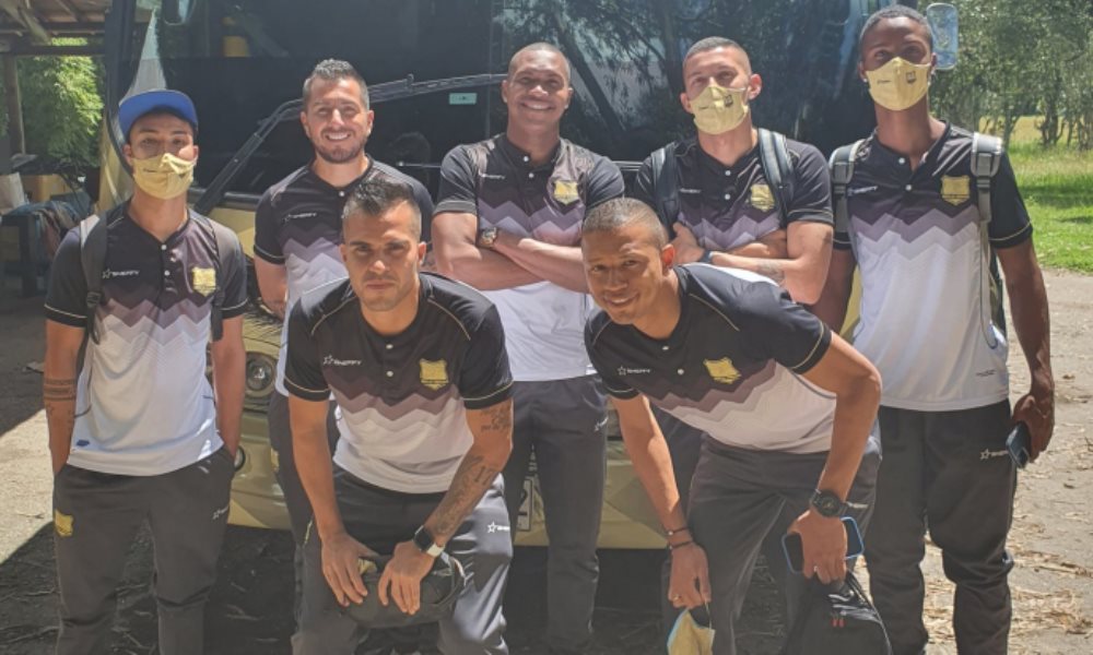 jugadores aguila aguilas doradas