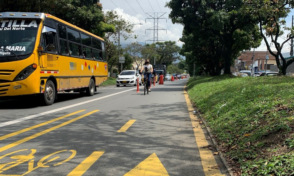 La Alcaldía de Medellín mejoró la vía temporal para ciclistas de la carrera 65 (Norte)