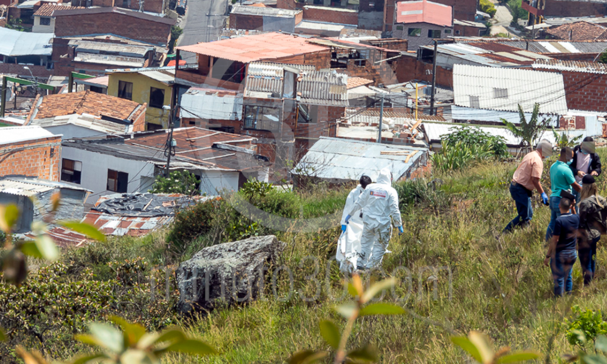EN FOTOS: En avanzado estado de descomposición encontraron un muerto en El Picacho 8 PICACHO