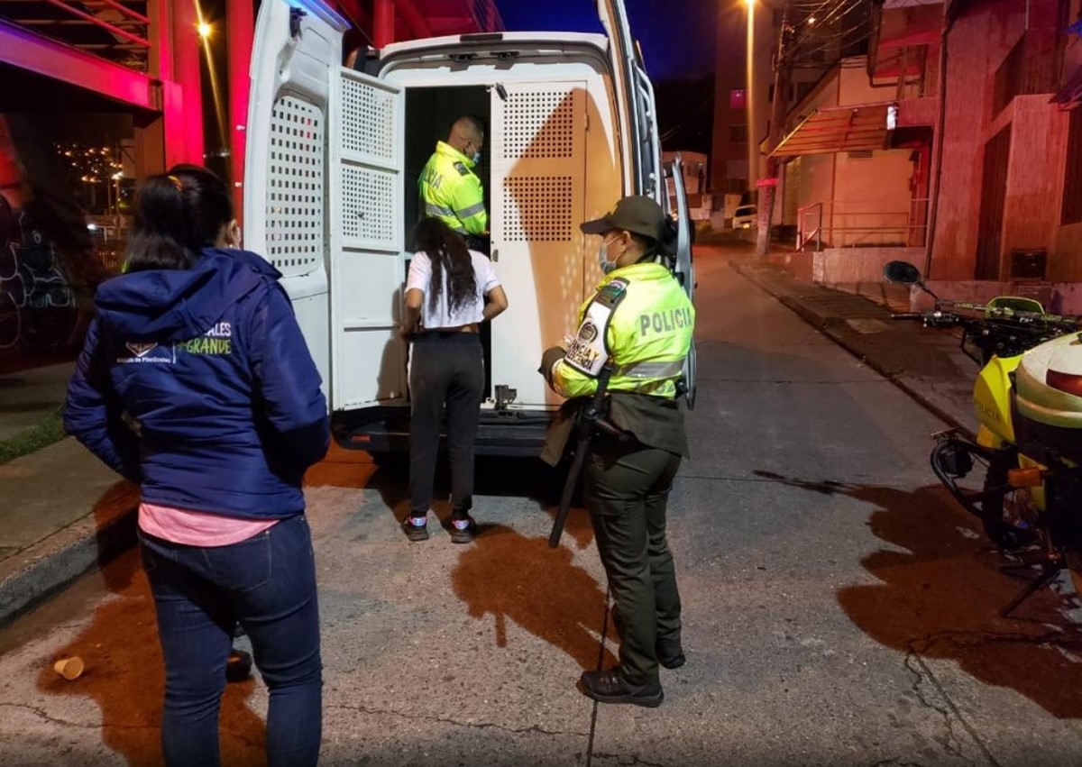 FOTOS: Operativos de control en Manizales para vigilar el cumplimiento del toque de queda continuo 3 Manizales2 4