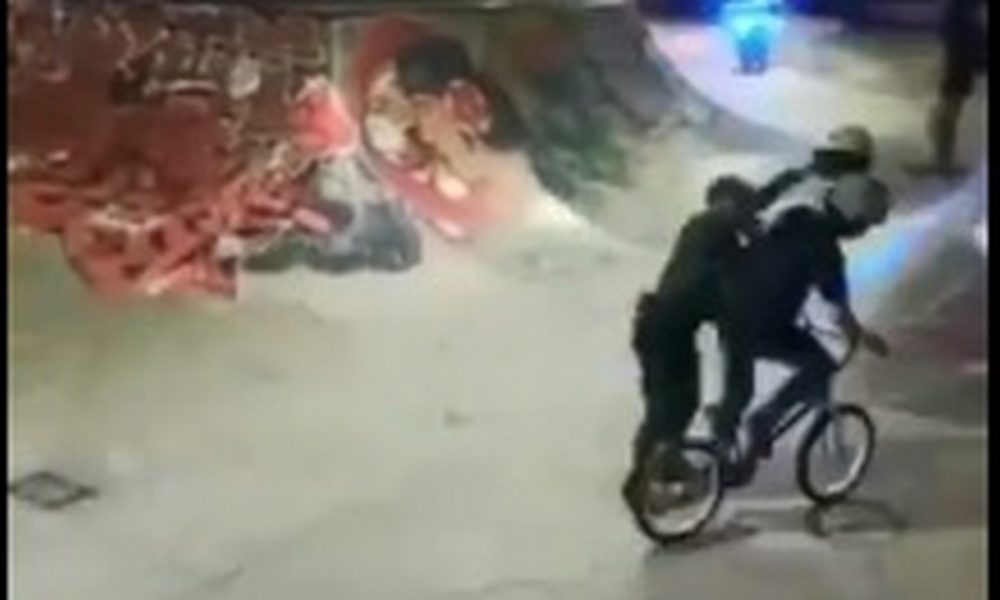 Policía-agresión-casco-deportista-Medellín