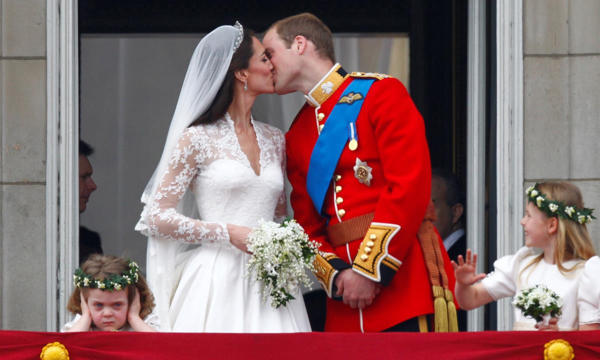 FOTO Y VIDEO: Diez años de la boda de los duques de Cambridge, los "favoritos del pueblo" 1 duques de cambridge