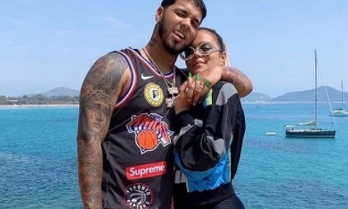 VIDEO: “Estoy soltero o no estoy...": Anuel pidió que no lo grabaran mientras estaban de fiesta ¿y Karol G? 1 karolg anuel