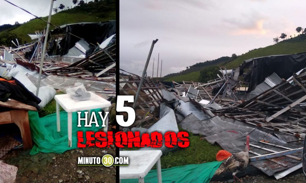 [Fotos] ¡Ni el comando de la Policía se salvó! Por fuertes vientos en Dabeiba hay varias viviendas destruidas