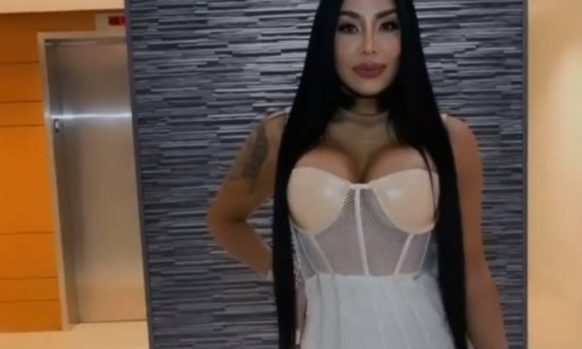 Con las nalgas coloradas, Marcela Reyes mostró cómo inició su 'racha' con los biopolímeros 5 marcela reyesj