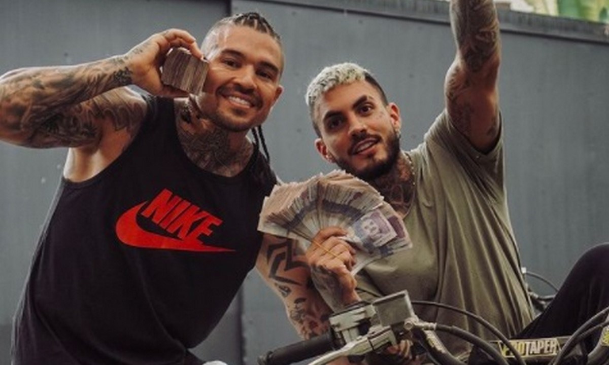 Publicaron una valla para conseguirle novia, 'amigos' de Mateo Carvajal le hacen pesada broma 3 mateo carvajal