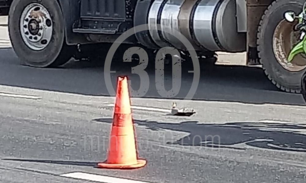 FOTOS: ¡Terrible accidente! Ocupantes de una moto murieron tras chocar con volqueta 2 Suramericana