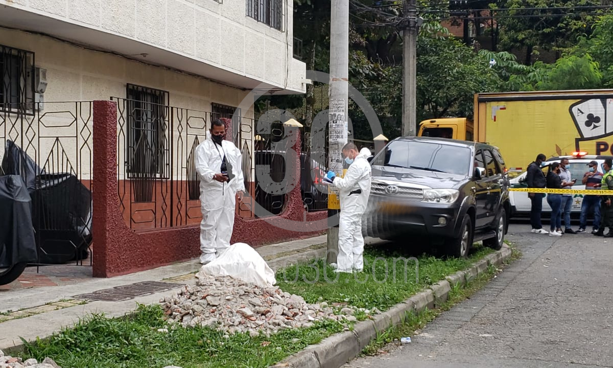 EN FOTOS: ¿Qué le habrá pasado? Lo encontraron muerto en un andén de Belén 4 BELÉN