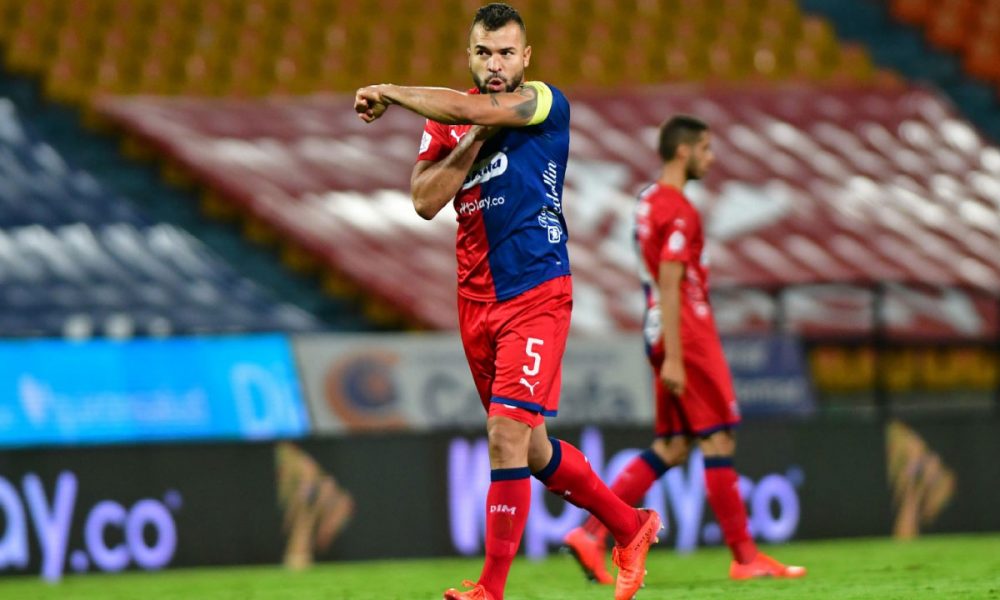 Independiente Medellín confirmó renovación de Andrés Cadavid