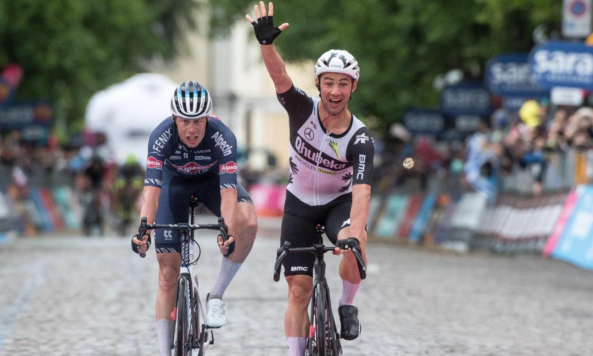 Campenaerts gana en Gordizia y Bernal sigue de rosa antes de los Dolomitas 1 EFE/EPA/LUCA ZENNARO