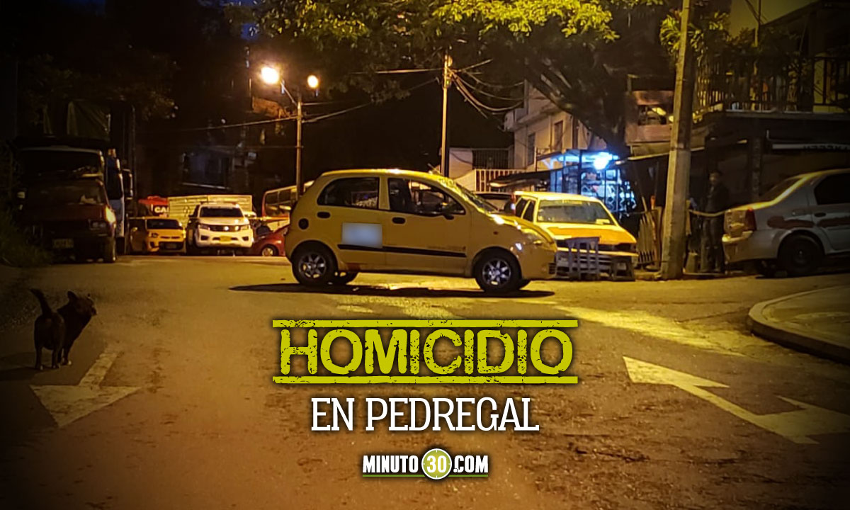 EN FOTOS Y VIDEO: Encendieron a bala a los ocupantes de un taxi, uno murió y dos más resultaron heridos 1 Encendieron a bala a los ocupantes de un taxi uno murio y dos mas resultaron heridos