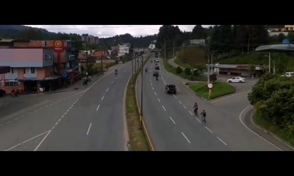 Despejada la vía Medellín - Bogotá a la altura de Guarne