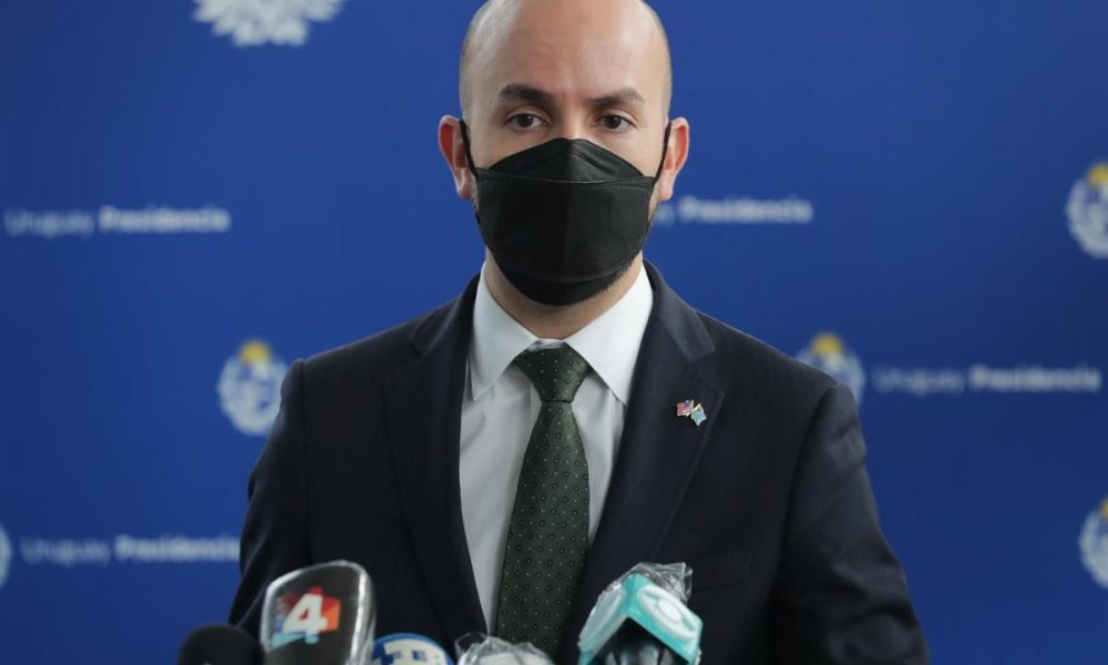 Estados Unidos expresa su apoyo al presidente colombiano y pide investigar denuncias