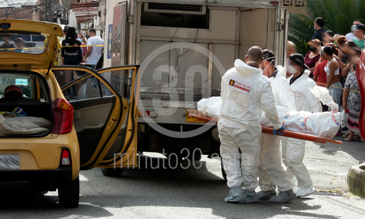 EN FOTOS: Identificaron sólo a uno de los muertos hallados en un taxi en Santa Cruz 7 Santa Cruz