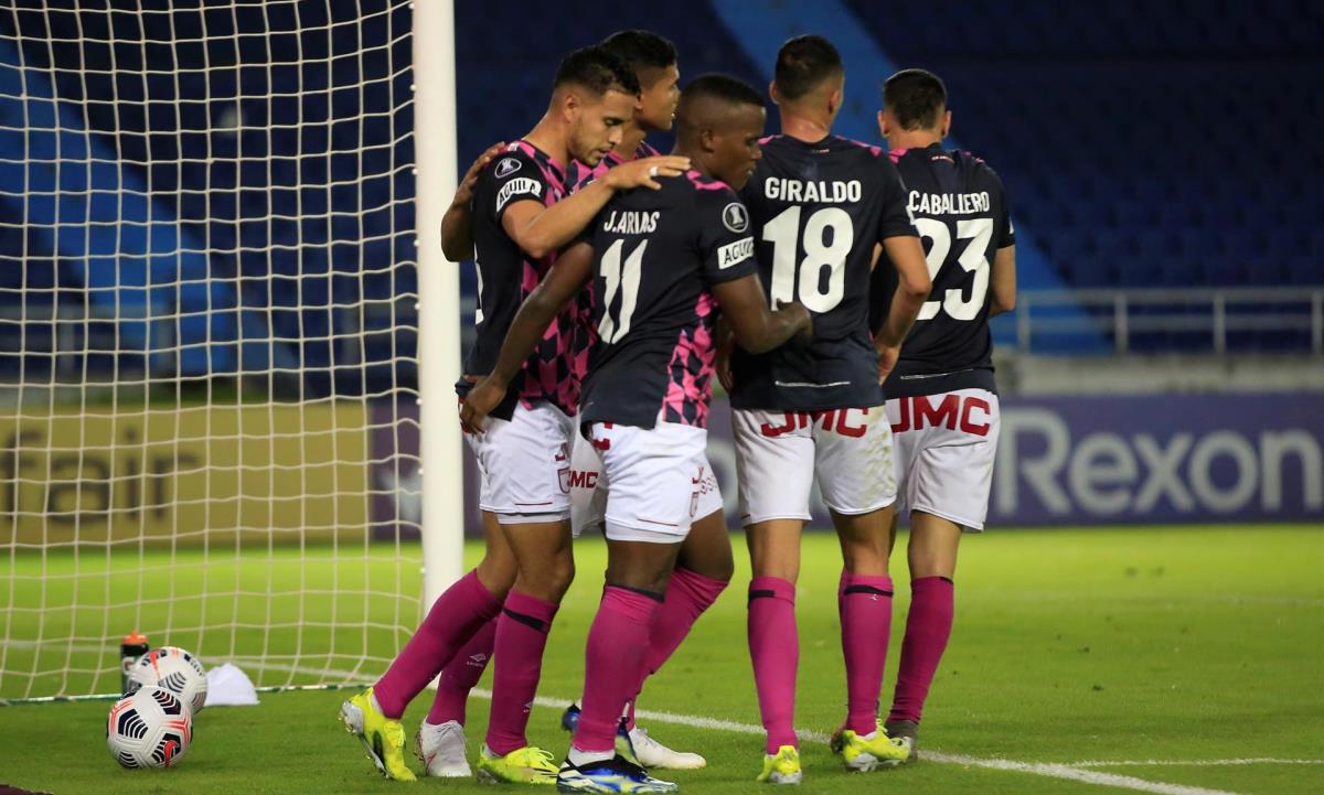 Santa Fe también reporta cinco positivos por covid-19, antes del juego con River Plate 1 Santa fe
