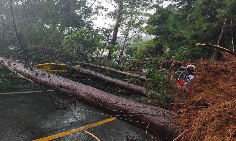 El Poblado-lluvias-energía