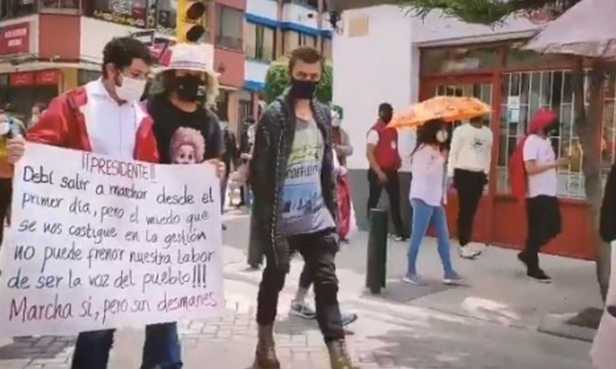 Investigan al Alcalde de Paipa por salir a protestar el 5 de mayo 3 alcalde de paipa1