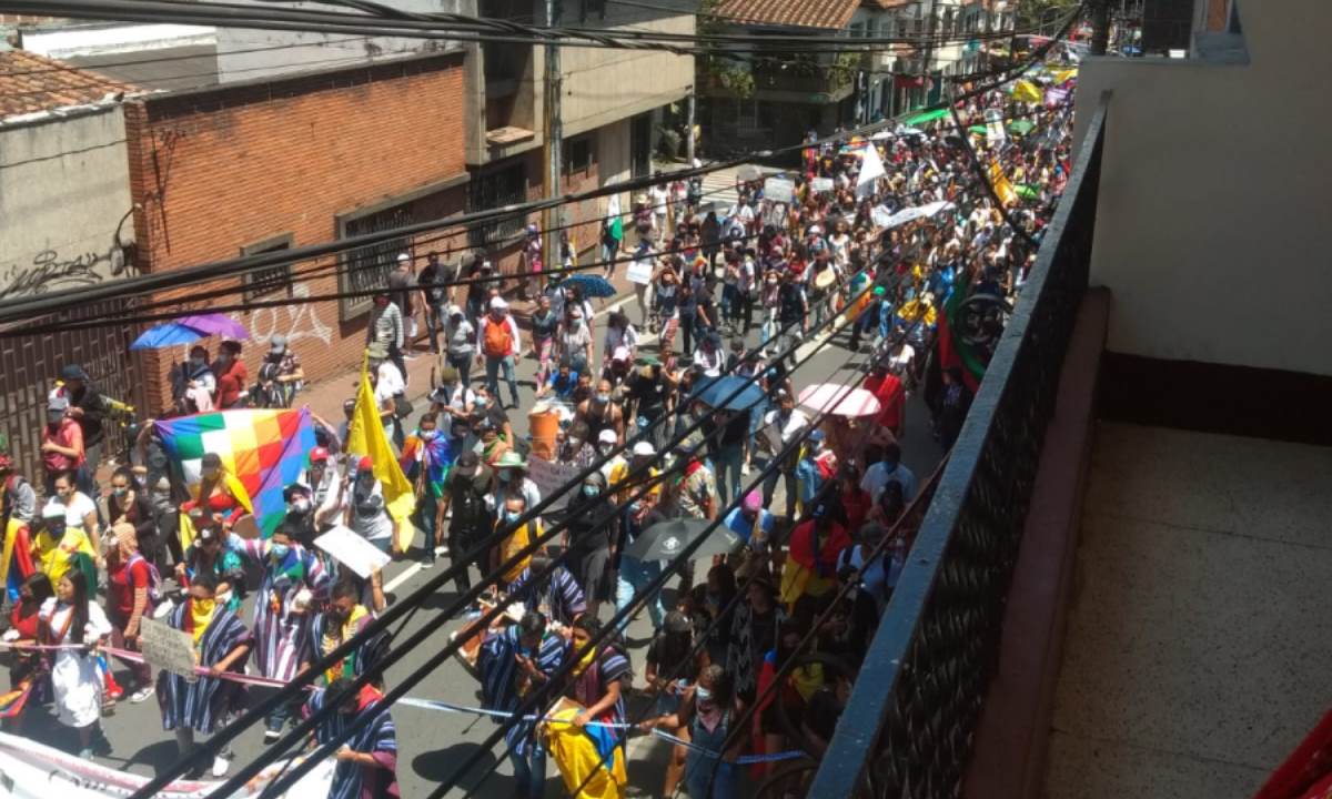 Así se registra el paso de la manifestación pacífica por el barrio Boston 3 boston portada