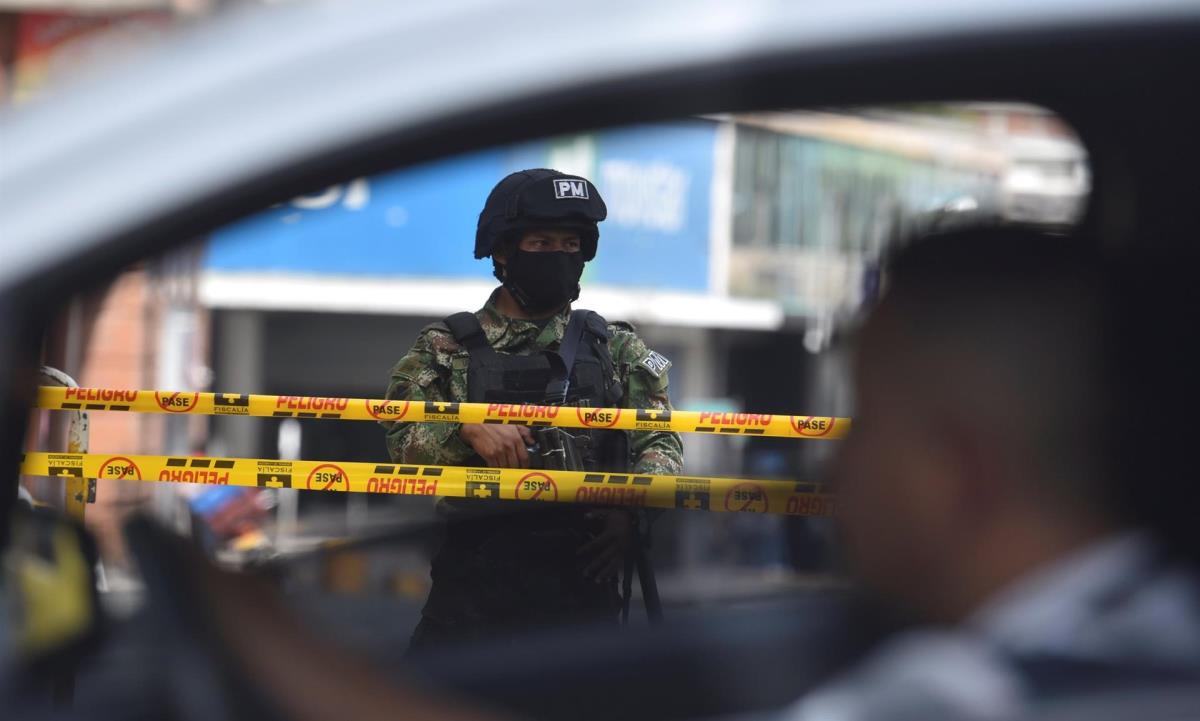 En fotos y video: La ciudad de Cali, militarizada 2 Cali