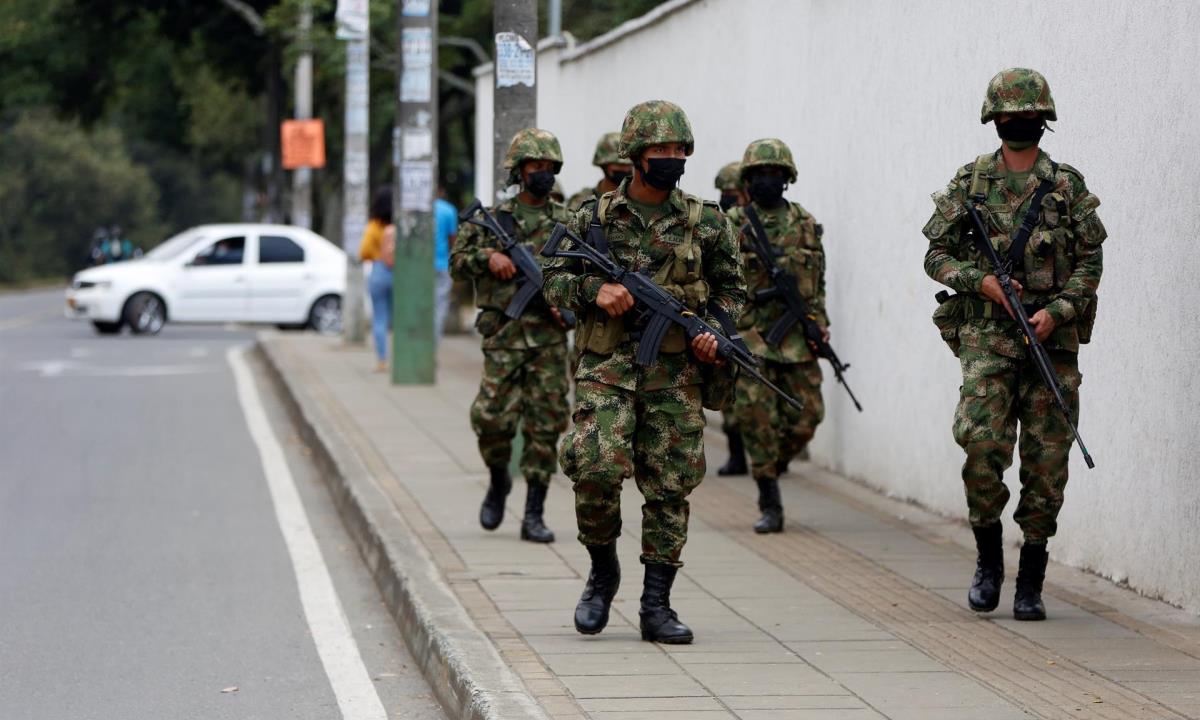 En fotos y video: La ciudad de Cali, militarizada 1 cali militarizada uno